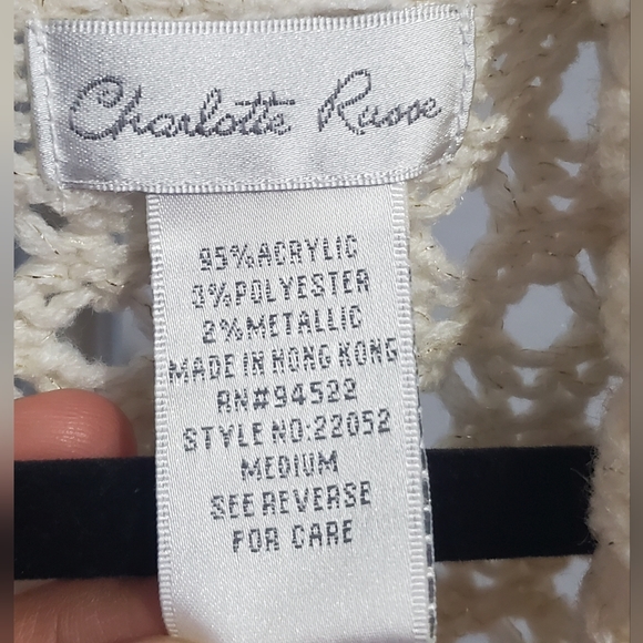 Charlotte Russe  Long Sleeve White Crocheted One Button Knit Cardigan Sweater M - Picture 7 of 7